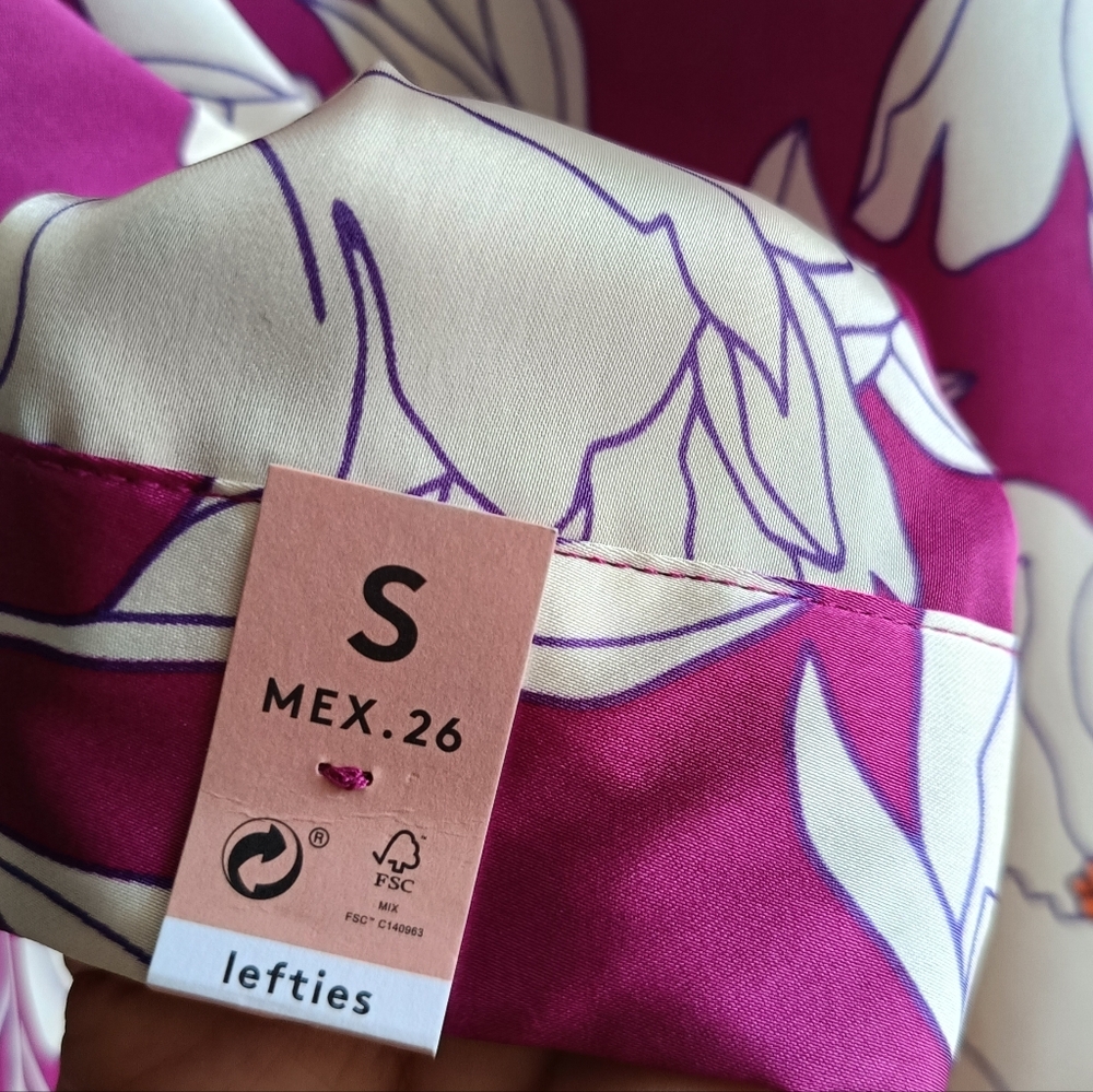 S💜 Floral Button-Up Silky Shirt - Picture 9 of 9